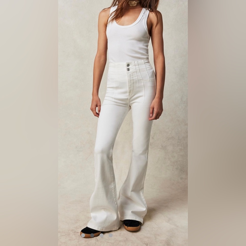 NWT Free People We The Free Jayde White High Rise Flare Leg Jeans